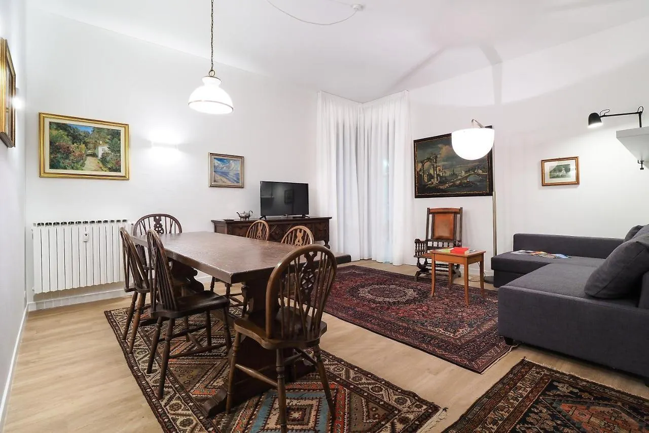 Appartamento PrimoPiano - Fargorida Milano